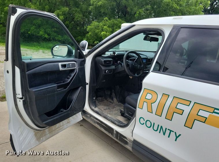 image for item KA9923 2020 Ford Explorer Police Interceptor  SUV