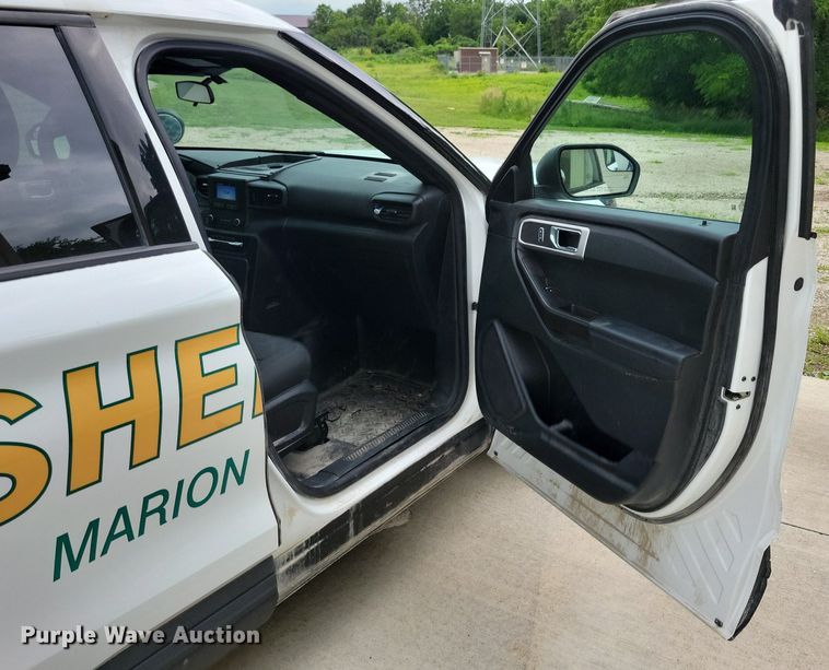 image for item KA9923 2020 Ford Explorer Police Interceptor  SUV