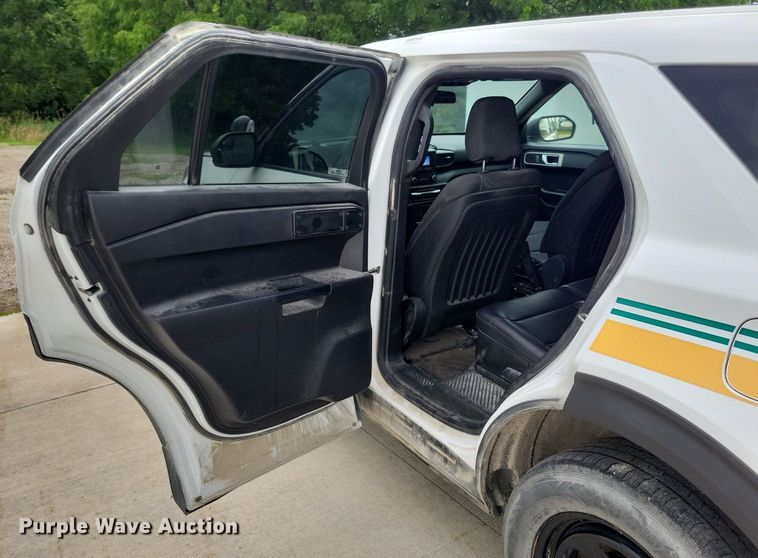 image for item KA9923 2020 Ford Explorer Police Interceptor  SUV