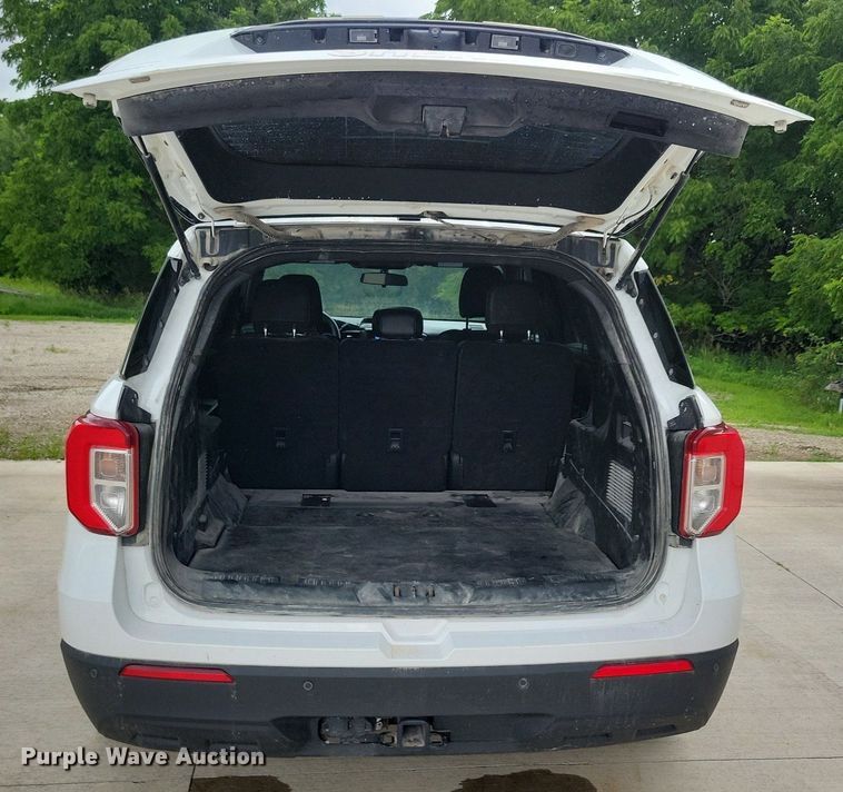 image for item KA9923 2020 Ford Explorer Police Interceptor  SUV