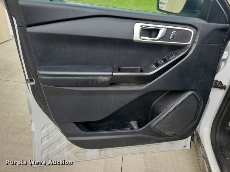 image for item KA9925 2020 Ford Explorer Police Interceptor  SUV