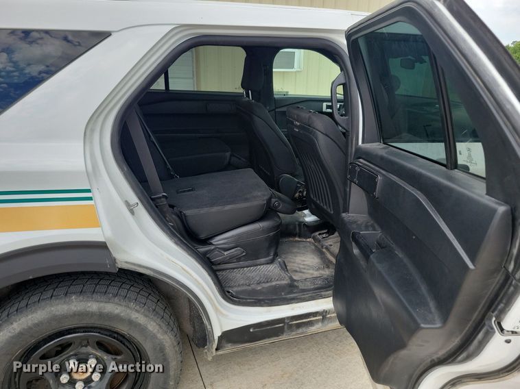 image for item KA9925 2020 Ford Explorer Police Interceptor  SUV