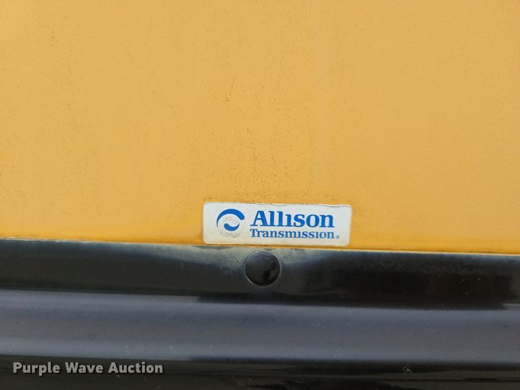 image for item KA9975 2010 Bluebird school bus