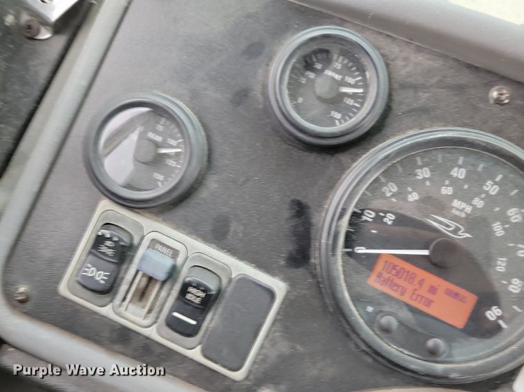 image for item KA9975 2010 Bluebird school bus