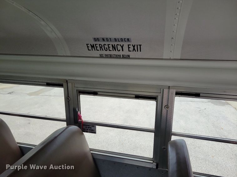 image for item KA9975 2010 Bluebird school bus