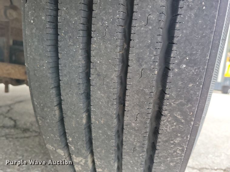 image for item KA9975 2010 Bluebird school bus