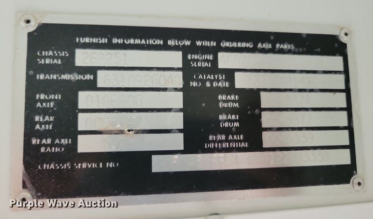 image for item KA9975 2010 Bluebird school bus