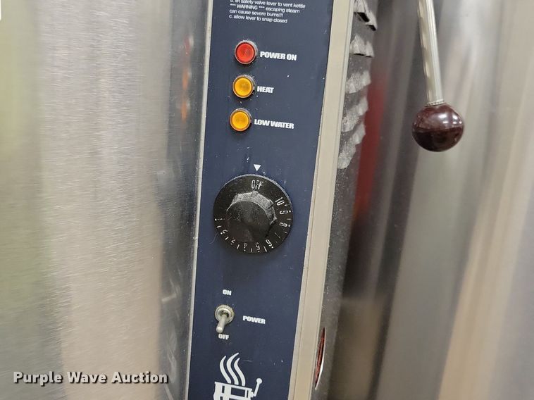 image for item KA9999 2009 Groen AHS-40 steam kettle