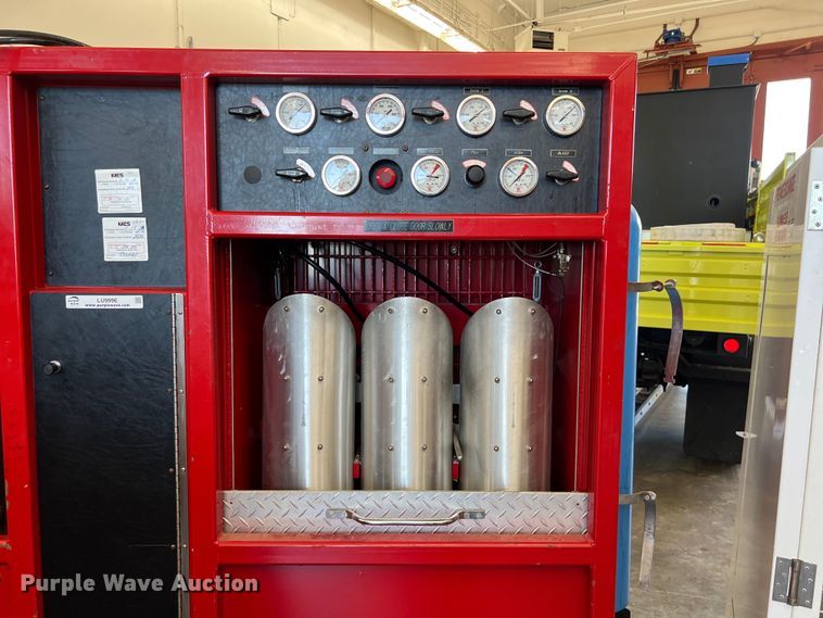 image for item LU9996 Eagle Compressors Baron II tank refill station