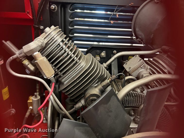 image for item LU9996 Eagle Compressors Baron II tank refill station