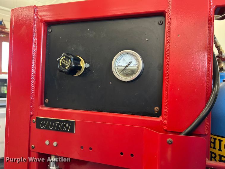 image for item LU9996 Eagle Compressors Baron II tank refill station