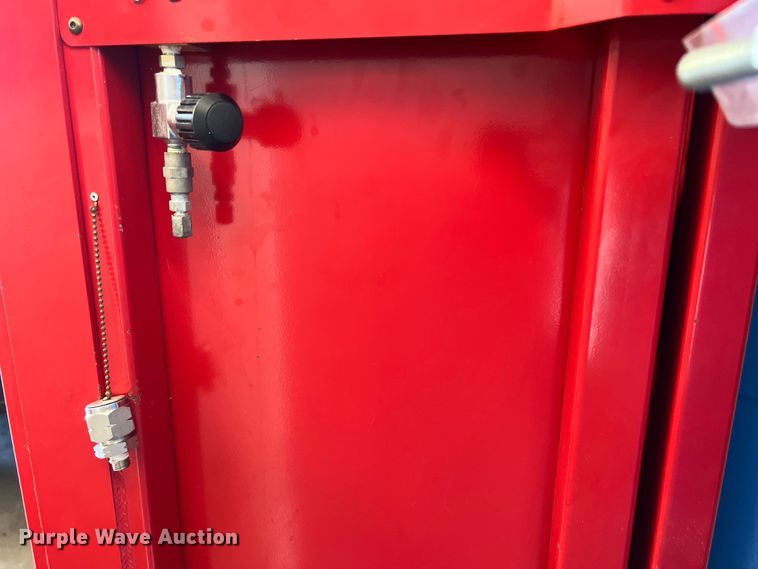 image for item LU9996 Eagle Compressors Baron II tank refill station