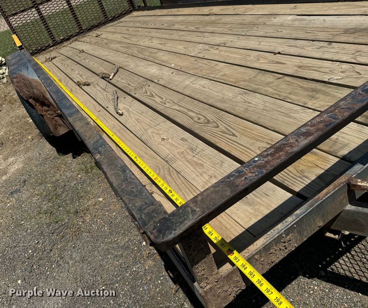 image for item MU9868 1995 Starlite utility trailer