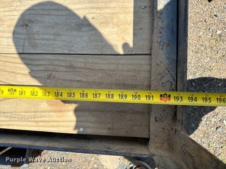 image for item MU9868 1995 Starlite utility trailer