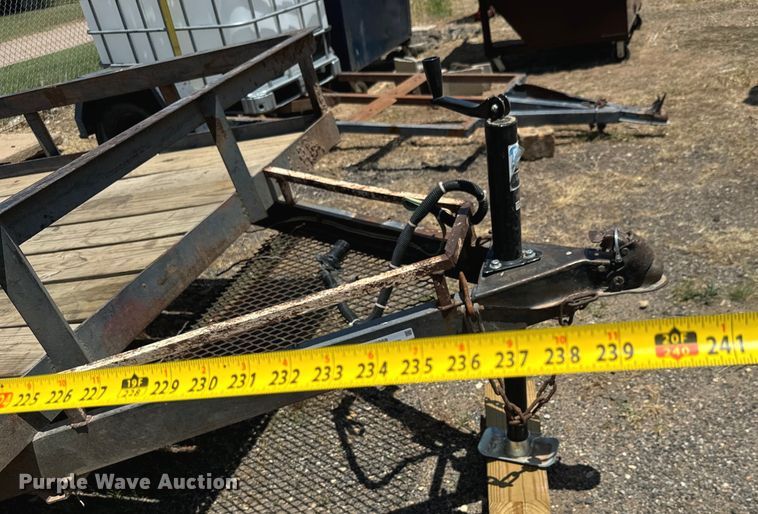 image for item MU9868 1995 Starlite utility trailer