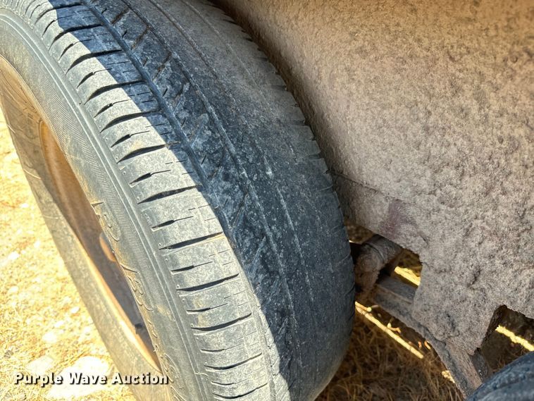 image for item MU9868 1995 Starlite utility trailer