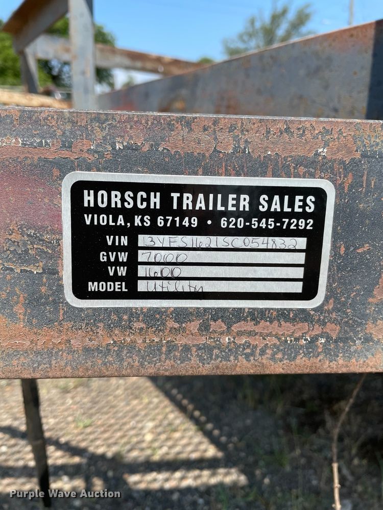 image for item MU9868 1995 Starlite utility trailer