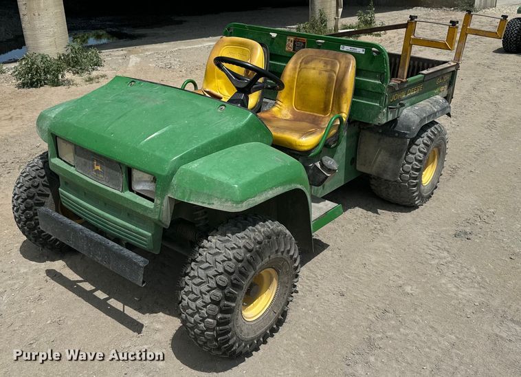 image for item MU9933 2002 John Deere Gator utility vehicle