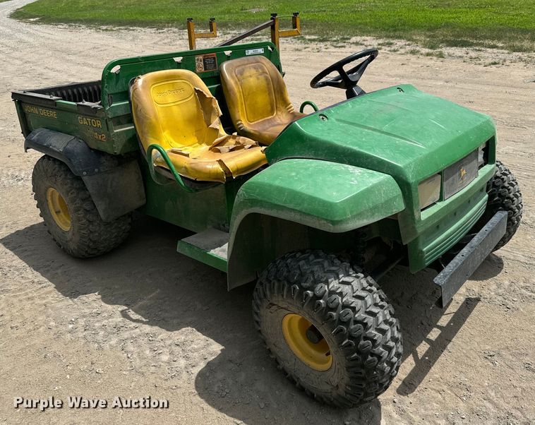image for item MU9933 2002 John Deere Gator utility vehicle