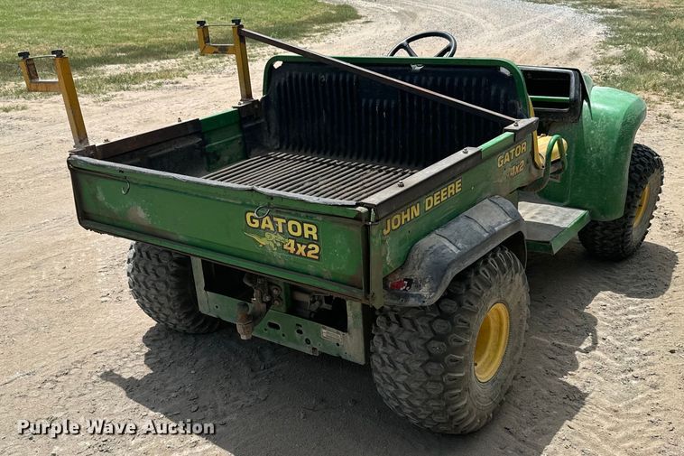 image for item MU9933 2002 John Deere Gator utility vehicle