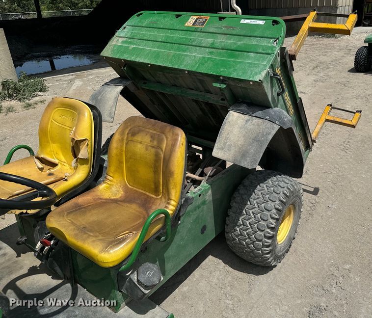 image for item MU9933 2002 John Deere Gator utility vehicle