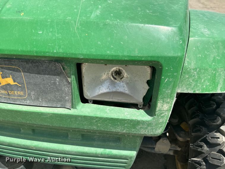 image for item MU9933 2002 John Deere Gator utility vehicle