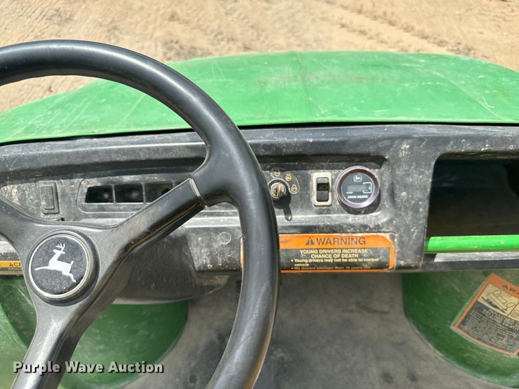 image for item MU9933 2002 John Deere Gator utility vehicle