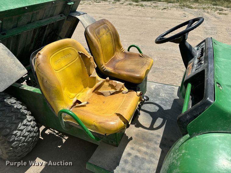 image for item MU9933 2002 John Deere Gator utility vehicle