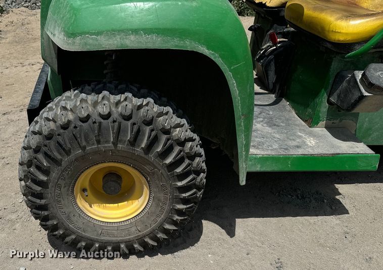 image for item MU9933 2002 John Deere Gator utility vehicle