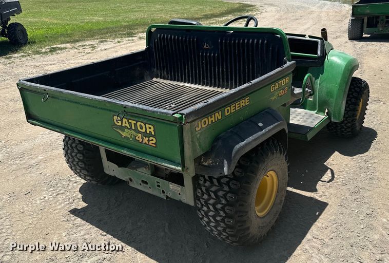 image for item MU9934 2002 John Deere Gator  utility vehicle