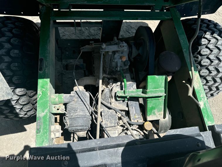 image for item MU9934 2002 John Deere Gator  utility vehicle