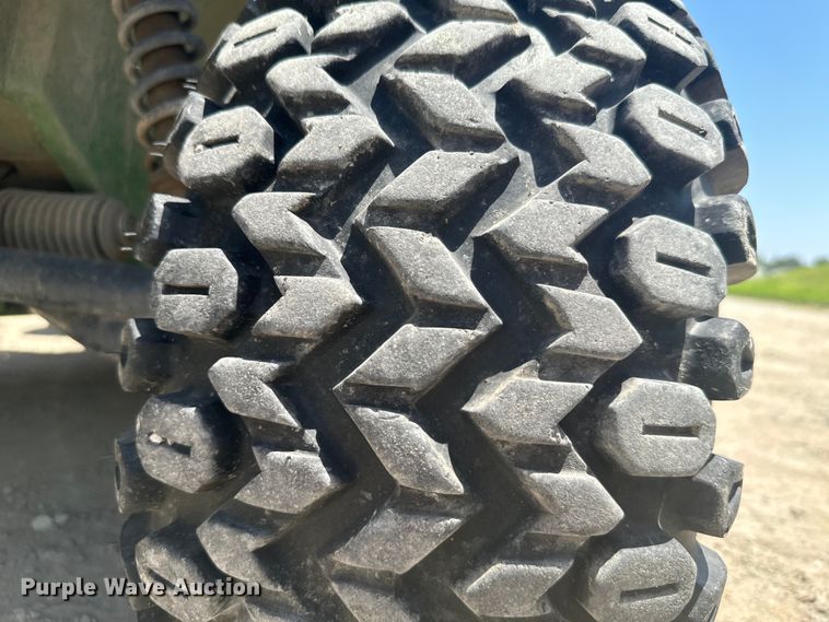 image for item MU9934 2002 John Deere Gator  utility vehicle