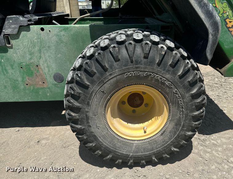 image for item MU9934 2002 John Deere Gator  utility vehicle