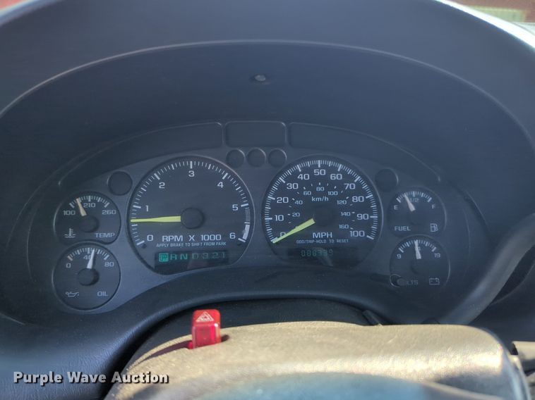 image for item NG9970 2000 Chevrolet  S10 Ext. Cab pickup truck