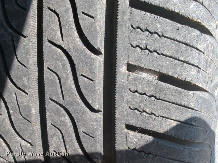 image for item NG9970 2000 Chevrolet  S10 Ext. Cab pickup truck