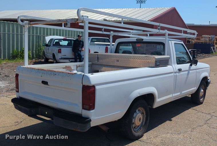 image for item NG9987 1992 Ford Ranger pickup truck