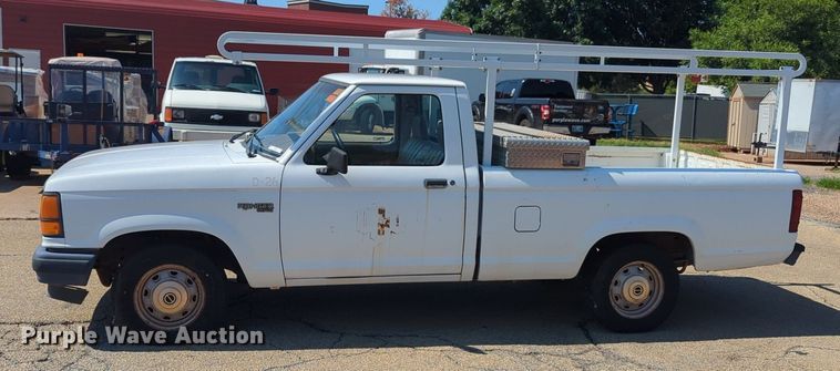 image for item NG9987 1992 Ford Ranger pickup truck
