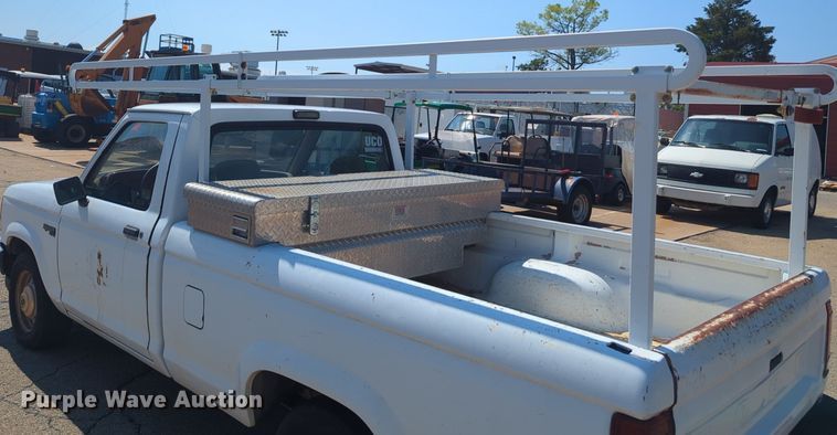 image for item NG9987 1992 Ford Ranger pickup truck