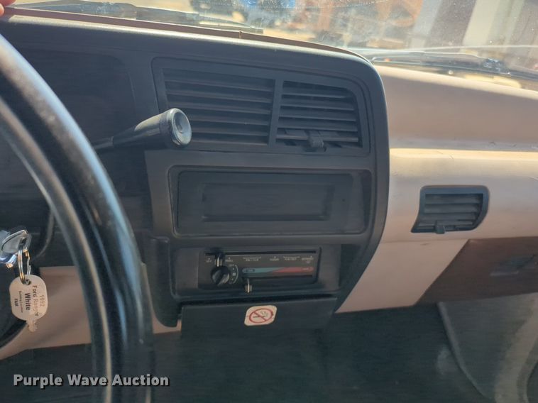 image for item NG9987 1992 Ford Ranger pickup truck