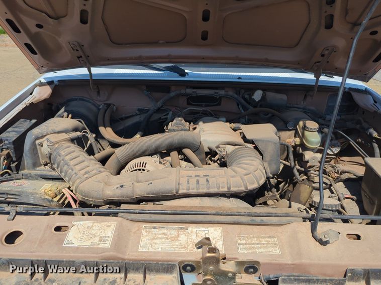 image for item NG9987 1992 Ford Ranger pickup truck