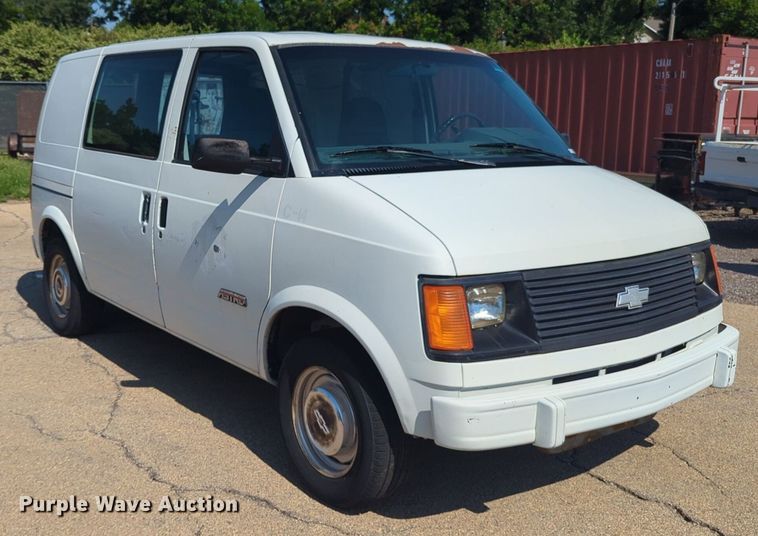 image for item NG9989 1994 Chevrolet  Astro van