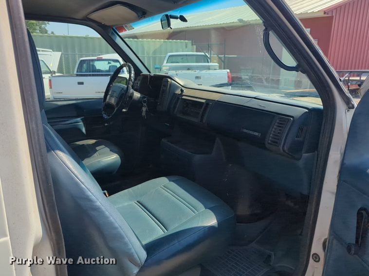 image for item NG9989 1994 Chevrolet  Astro van