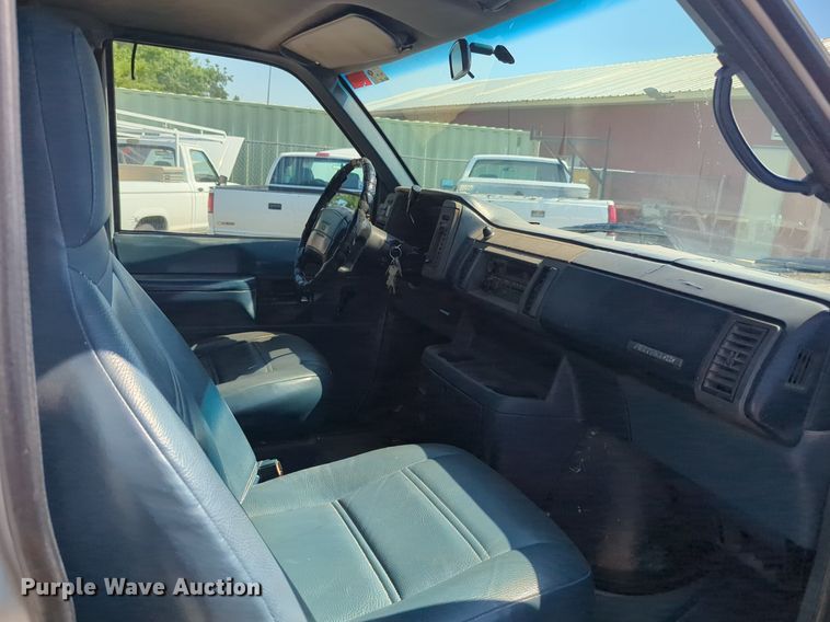 image for item NG9989 1994 Chevrolet  Astro van