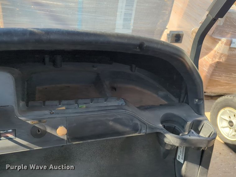 image for item NG9990 Club Car  Precedent golf cart