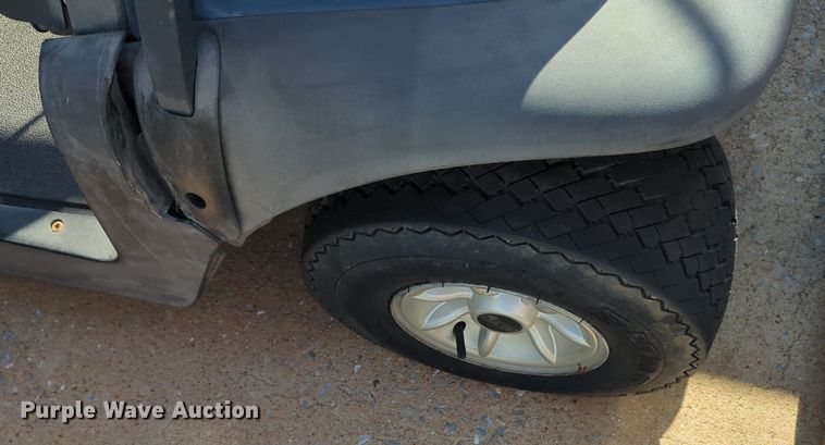 image for item NG9990 Club Car  Precedent golf cart