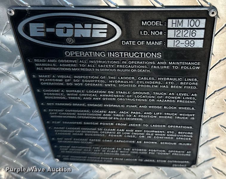 image for item NT9136 2000 E One ladder fire truck