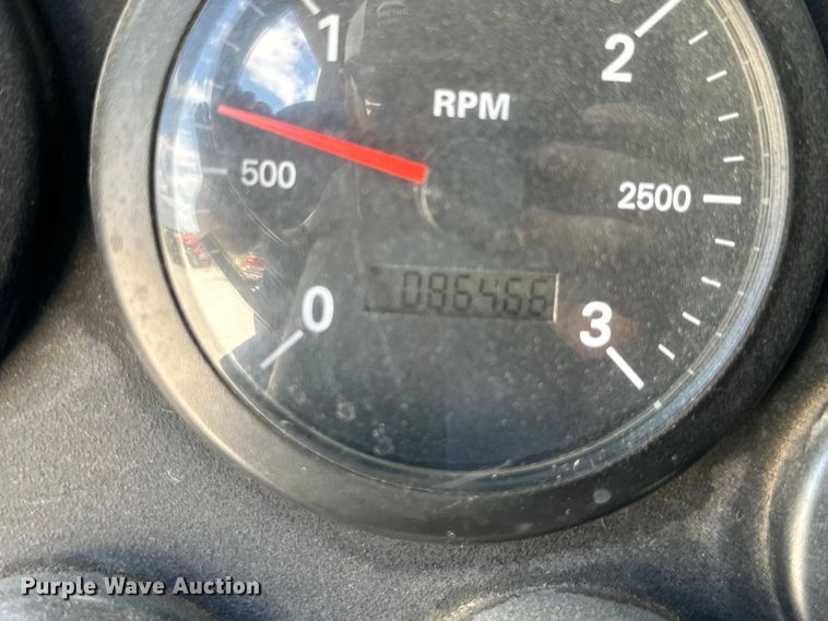 image for item NT9136 2000 E One ladder fire truck