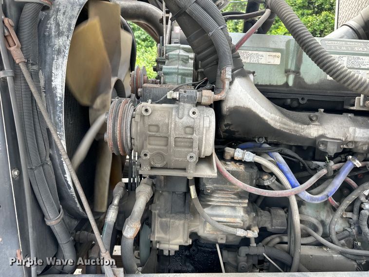 image for item NT9136 2000 E One ladder fire truck