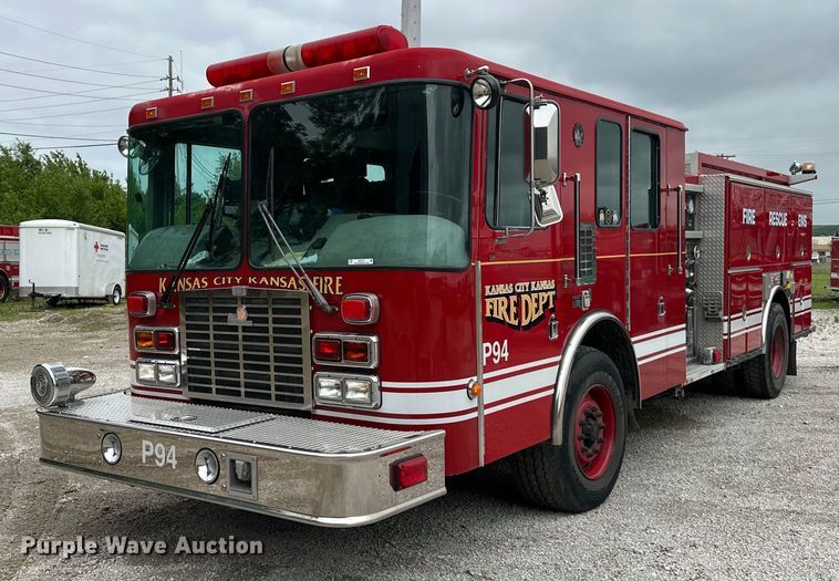 image for item NT9137 2001 HME H1738 pumper fire truck