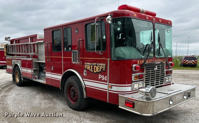image for item NT9137 2001 HME H1738 pumper fire truck